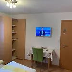 メディ アパート